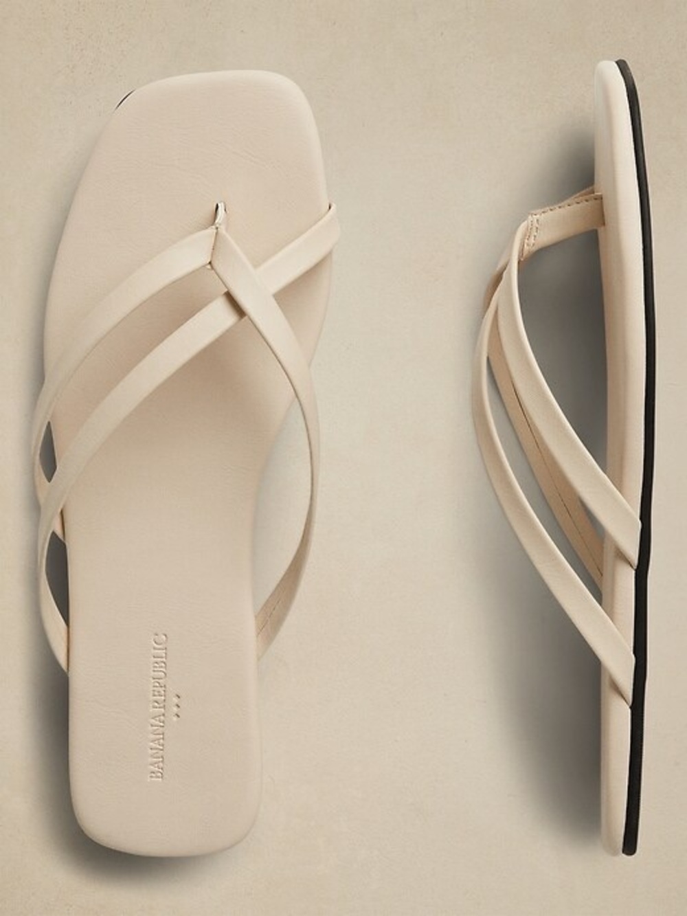 Brand new Banana Republic Women's Cream Strappy Square-Toe Sandals size 7.5 chic